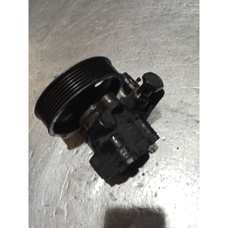 Recambio de bomba direccion para hyundai h-1 / starex autobús (a1) 2.5 crdi referencia OEM IAM   