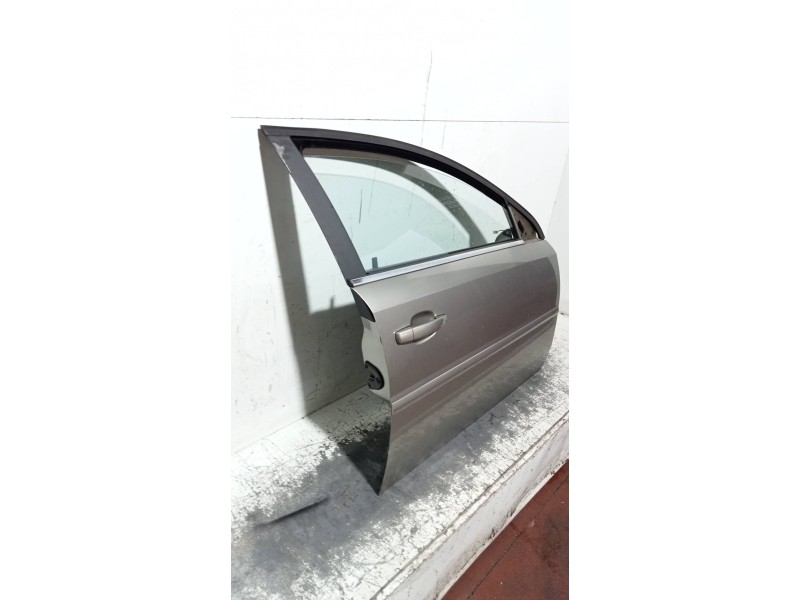 Recambio de puerta delantera derecha para opel vectra c berlina comfort referencia OEM IAM   4P