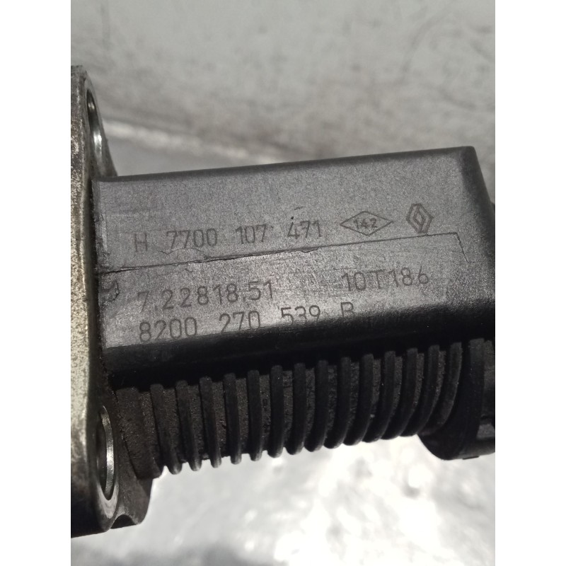 Recambio de valvula egr para renault master ii caja/chasis (ed/hd/ud) 2.2 dci 90 referencia OEM IAM 8200270539B H7700107471 7228