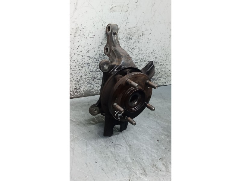 Recambio de mangueta delantera izquierda para kia carens iv 1.7 crdi referencia OEM IAM   13