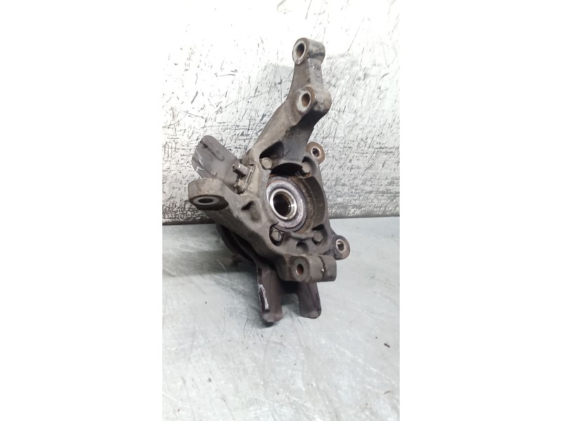 Recambio de mangueta delantera izquierda para kia carens iv 1.7 crdi referencia OEM IAM   13