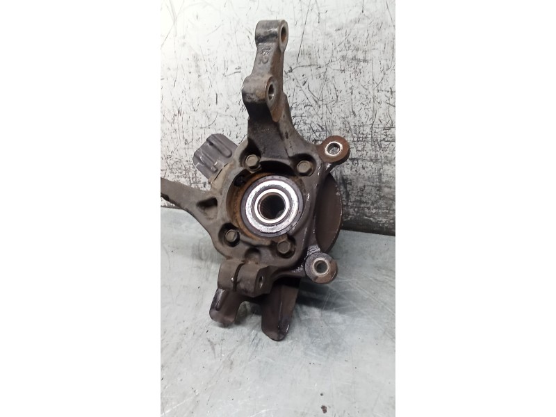 Recambio de mangueta delantera izquierda para kia carens iv 1.7 crdi referencia OEM IAM   13