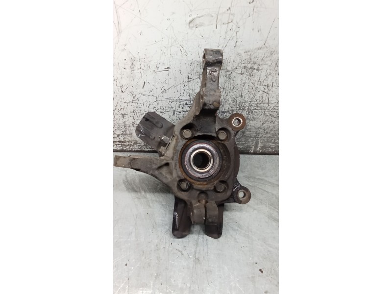 Recambio de mangueta delantera izquierda para kia carens iv 1.7 crdi referencia OEM IAM   13