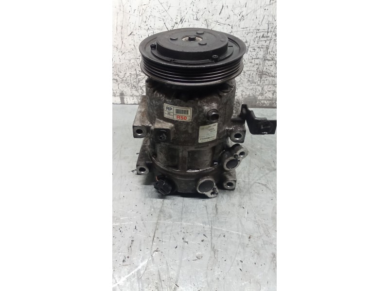 Recambio de compresor aire acondicionado para kia carens iv 1.7 crdi referencia OEM IAM F500PNBCA12  13