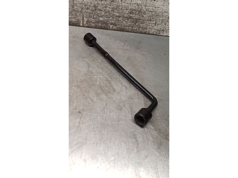 Recambio de gato para kia carens iv 1.7 crdi referencia OEM IAM 20160425  