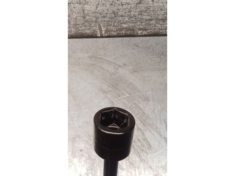 Recambio de gato para kia carens iv 1.7 crdi referencia OEM IAM 20160425  