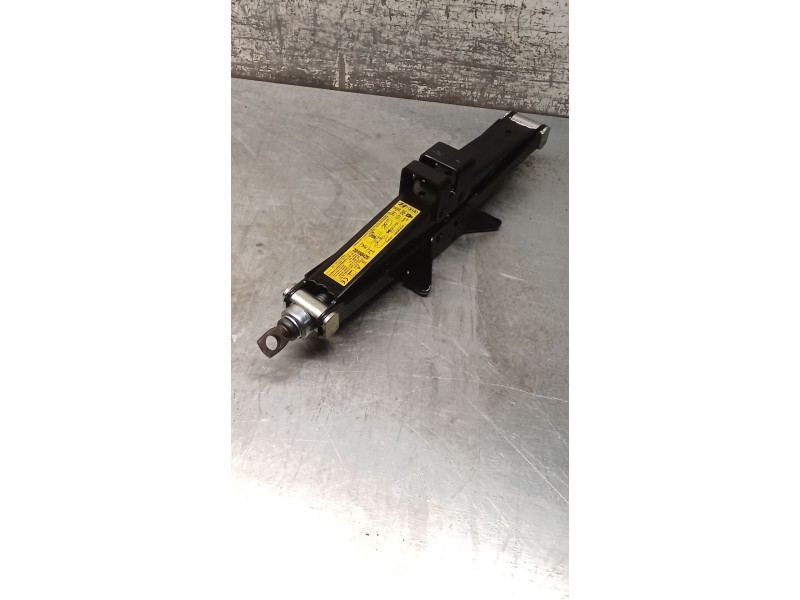 Recambio de gato para kia carens iv 1.7 crdi referencia OEM IAM 20160425  