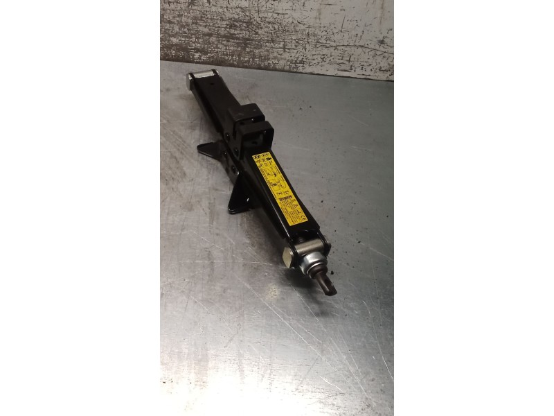 Recambio de gato para kia carens iv 1.7 crdi referencia OEM IAM 20160425  