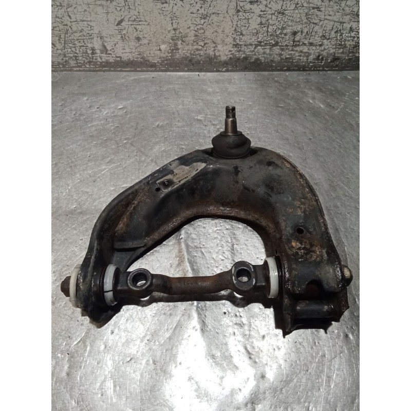 Recambio de brazo suspension superior delantero izquierdo para hyundai h-1 / starex autobús (a1) 2.5 crdi referencia OEM IAM   