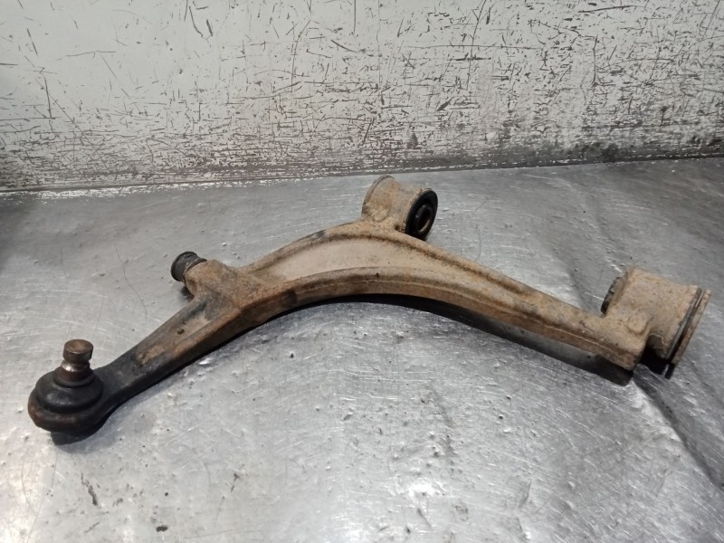 Recambio de brazo suspension inferior delantero izquierdo para renault master ii caja/chasis (ed/hd/ud) 2.2 dci 90 referencia OE