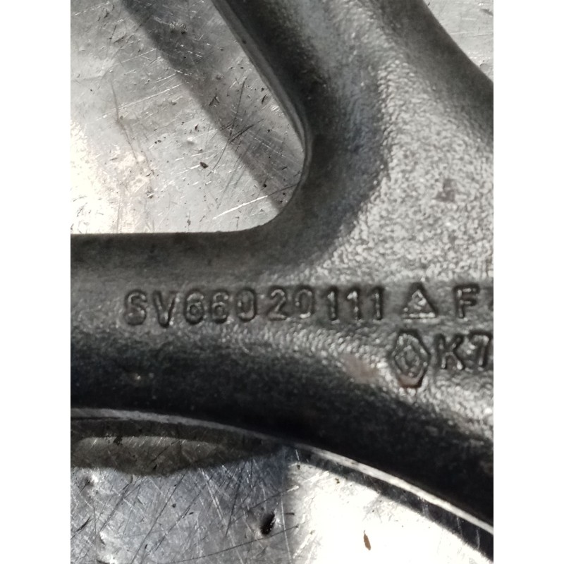 Recambio de brazo suspension superior delantero derecho para renault master ii caja/chasis (ed/hd/ud) 2.2 dci 90 referencia OEM 