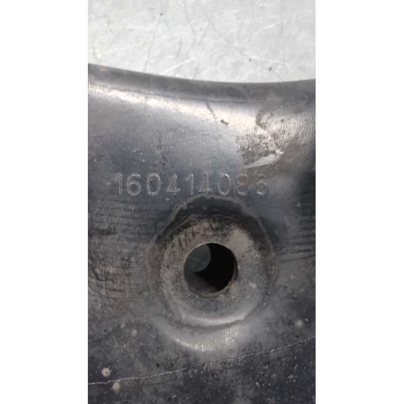 Recambio de brazo suspension inferior delantero izquierdo para kia carens iv 1.7 crdi referencia OEM IAM   13