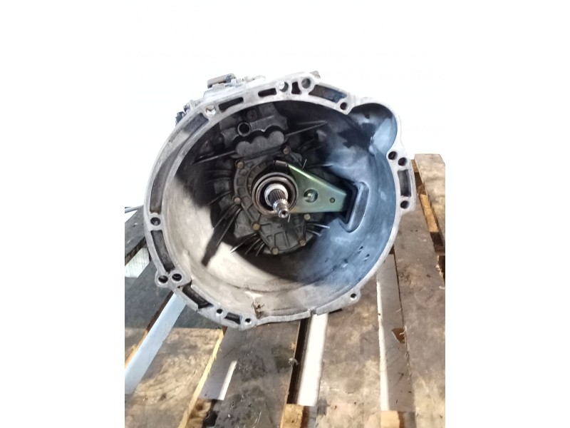 Recambio de caja cambios para hyundai h-1 / starex autobús (a1) 2.5 crdi referencia OEM IAM 2023396 5V 
