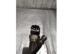 Recambio de inyector para renault master ii caja/chasis (ed/hd/ud) 2.2 dci 90 referencia OEM IAM 0445110063 8200010075 BOSCH 2