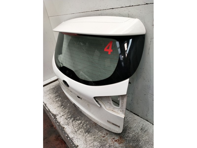 Recambio de porton trasero para kia carens iv 1.7 crdi referencia OEM IAM  5P 