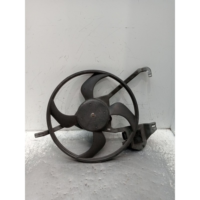 Recambio de electroventilador para citroën c3 i (fc_, fn_) 1.4 i referencia OEM IAM 9653803980 1831956000 2006