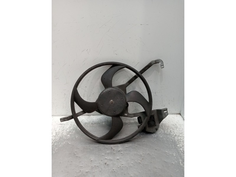 Recambio de electroventilador para citroën c3 i (fc_, fn_) 1.4 i referencia OEM IAM 9653803980 1831956000 2006