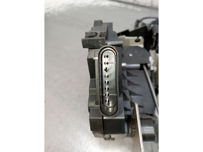 Recambio de motor cierre centralizado delantero izquierdo para ford transit v363 furgoneta (fcd, fdd) 2.2 tdci rwd referencia OE