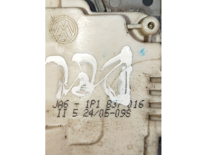 Recambio de motor cierre centralizado delantero derecho para seat leon (1p1) 2.0 tdi 16v referencia OEM IAM 1P1837016 5P 2005