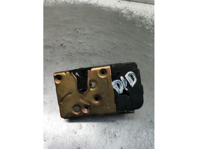Recambio de motor cierre centralizado delantero derecho para citroën xsara (n1) 1.6 16v referencia OEM IAM  5P 2001