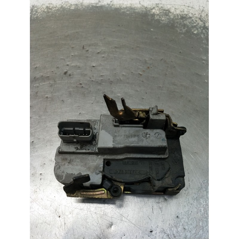 Recambio de motor cierre centralizado delantero derecho para citroën xsara (n1) 1.6 16v referencia OEM IAM  5P 2001