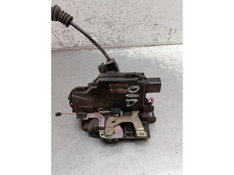 Recambio de motor cierre centralizado delantero derecho para volkswagen new beetle (9c1, 1c1) 1.9 tdi referencia OEM IAM 3B18370