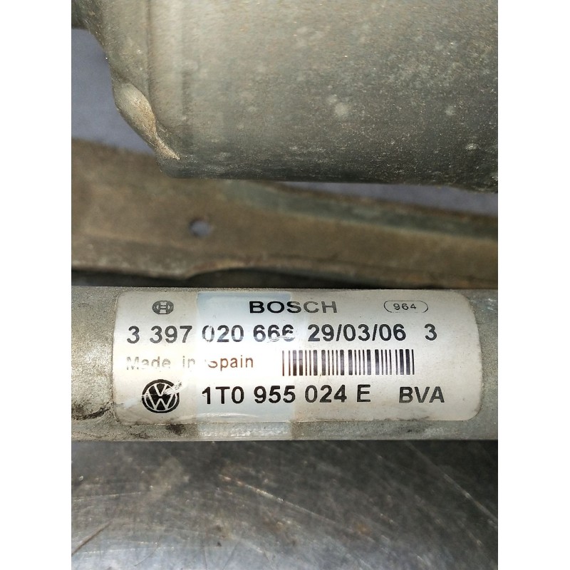 Recambio de motor limpia delantero para volkswagen touran (1t1, 1t2) 2.0 tdi 16v referencia OEM IAM 1T0955024E 3397020666 IZQUIE