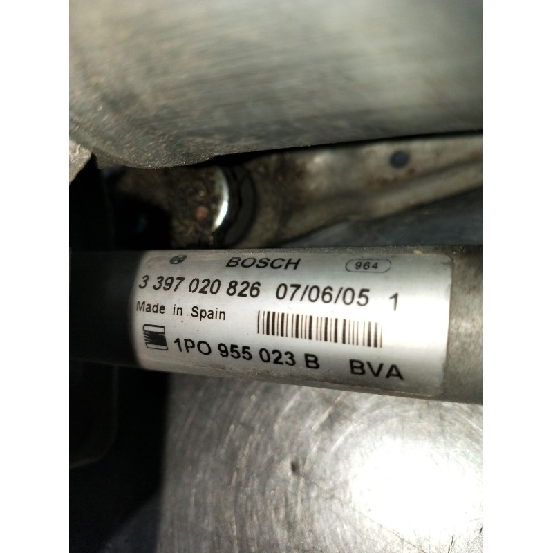 Recambio de motor limpia delantero para seat leon (1p1) 2.0 tdi 16v referencia OEM IAM 1P0955023B 3397020826 IZQUIERDO 2005