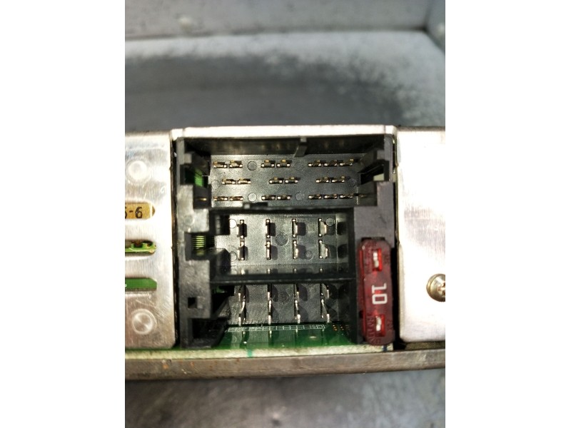 Recambio de sistema audio / radio cd para peugeot 206 hatchback (2a/c) 1.4 i referencia OEM IAM 96488011XT 286948730 2003