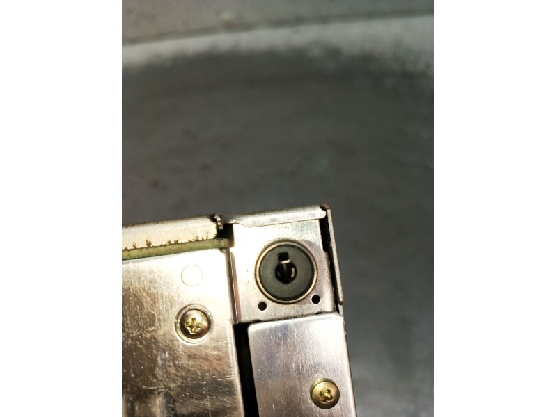 Recambio de sistema audio / radio cd para peugeot 206 hatchback (2a/c) 1.4 i referencia OEM IAM 96488011XT 286948730 2003