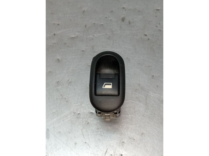 Recambio de mando elevalunas delantero derecho para citroën c3 i (fc_, fn_) 1.4 i referencia OEM IAM 96605364XT  2006