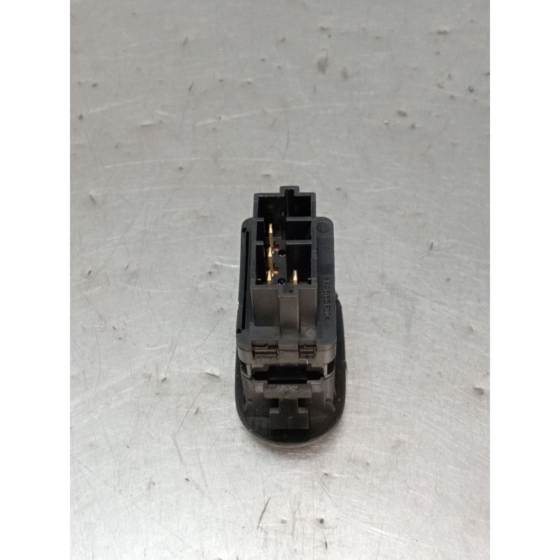 Recambio de mando elevalunas delantero derecho para citroën c3 i (fc_, fn_) 1.4 i referencia OEM IAM 96605364XT  2006