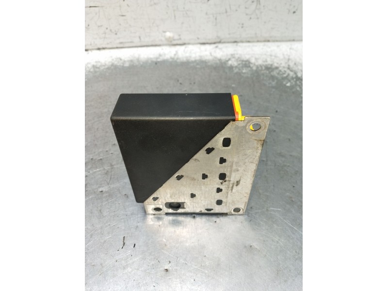 Recambio de centralita airbag para seat leon (1p1) 2.0 tdi 16v referencia OEM IAM 3C0909605E 391120 08H027S2421 2005