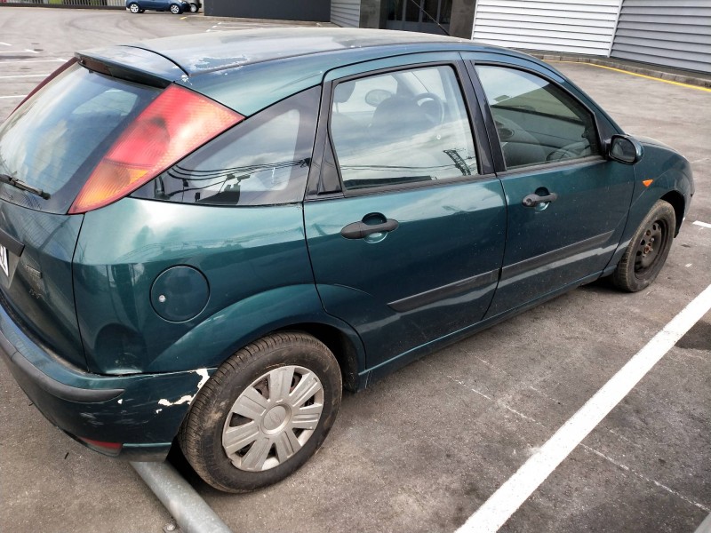 ford focus berlina (cak) del año 2002