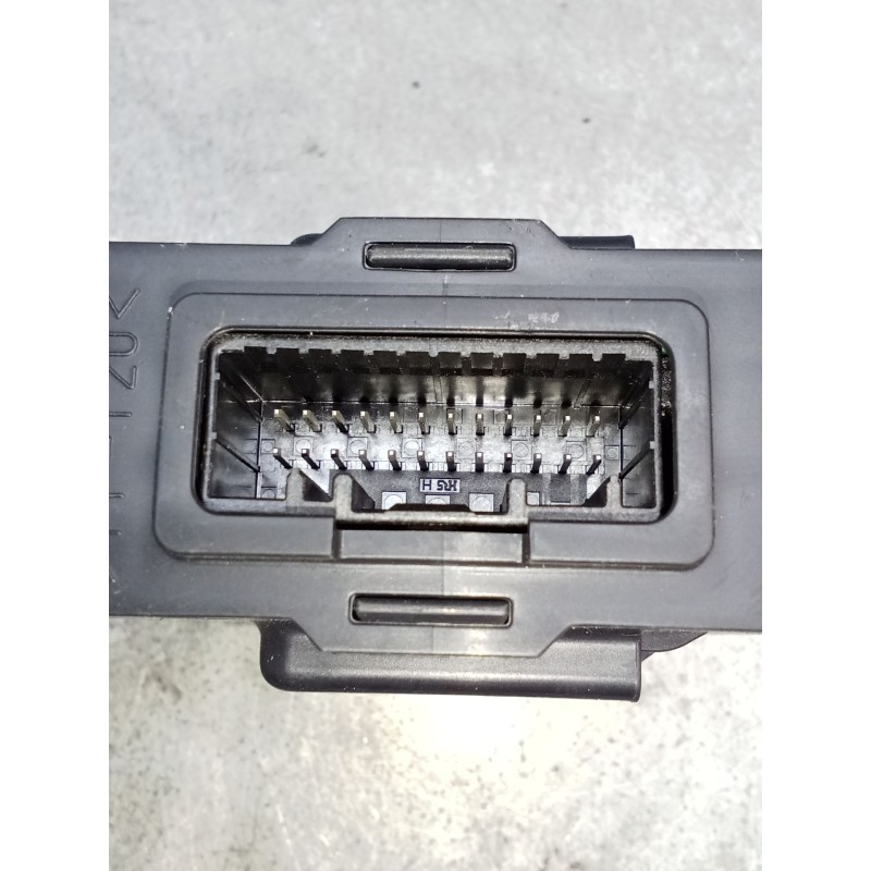 Recambio de modulo electronico para renault arkana i (lcm_, ldn_) 1.6 e-tech 145 (ldmu) referencia OEM IAM 284E77557R 1561626 