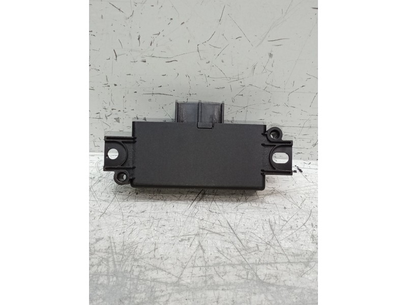 Recambio de modulo electronico para renault arkana i (lcm_, ldn_) 1.6 e-tech 145 (ldmu) referencia OEM IAM 284L04495R  