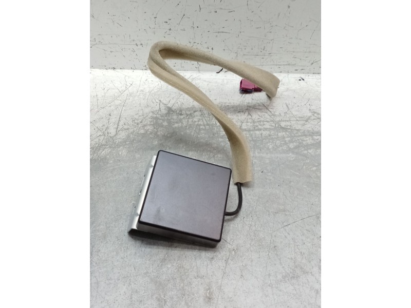 Recambio de modulo electronico para renault arkana i (lcm_, ldn_) 1.6 e-tech 145 (ldmu) referencia OEM IAM 282120588R 2109161340