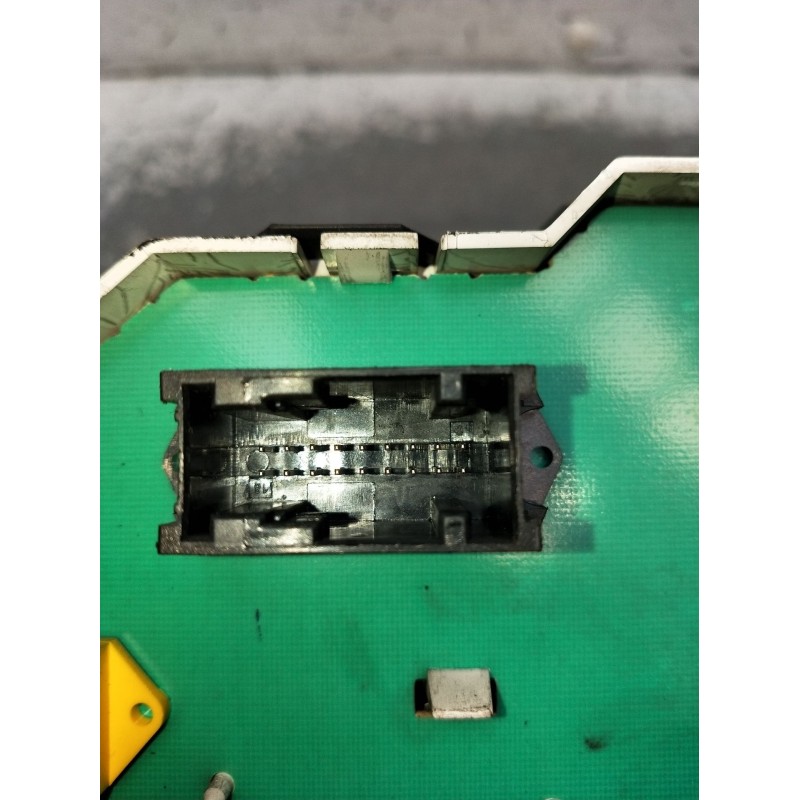 Recambio de cuadro instrumentos para citroën saxo (s0, s1) 1.4 vts referencia OEM IAM 9640994180 110080010056 1999