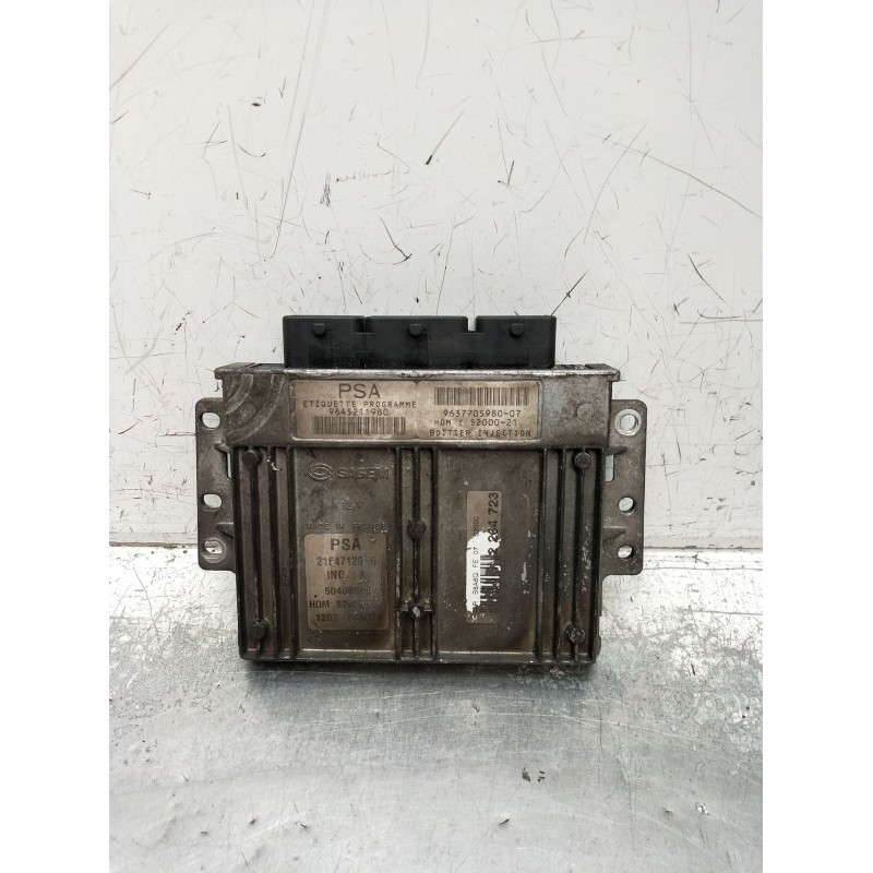 Recambio de centralita motor uce para citroën saxo (s0, s1) 1.4 vts referencia OEM IAM 963770598007 S200021 9637705980 1999