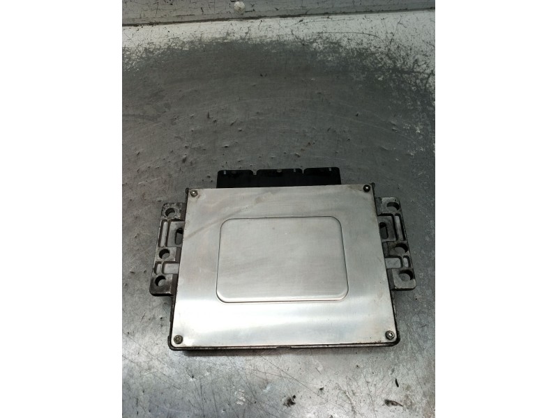 Recambio de centralita motor uce para peugeot 206 hatchback (2a/c) 1.4 i referencia OEM IAM 9651500880 S20002A 9644625680 2003