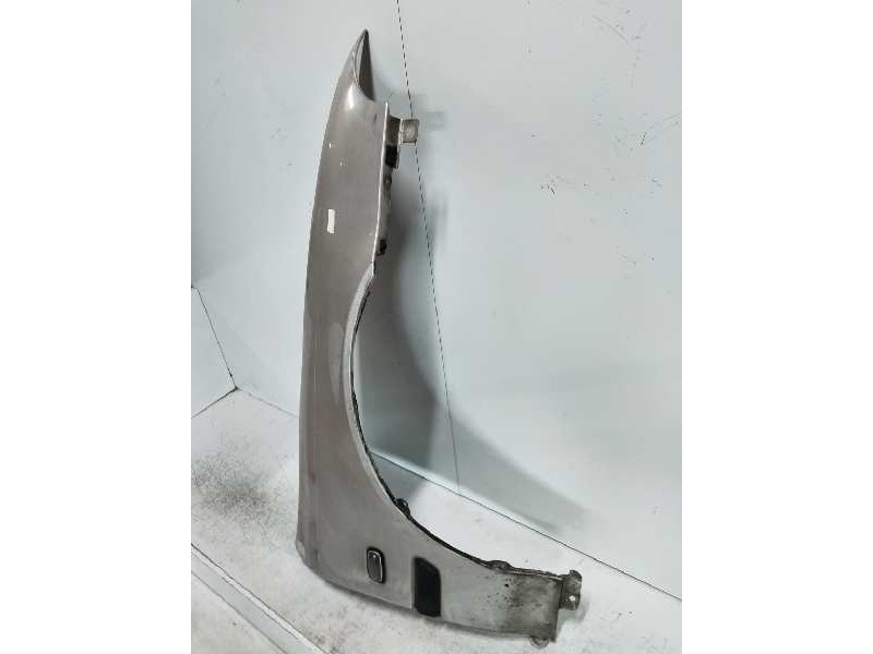 Recambio de aleta delantera derecha para mg rover serie 45 (rt) classic (4-ptas.) referencia OEM IAM   