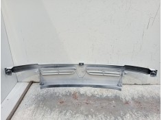 Recambio de rejilla delantera para renault master ii caja/chasis (ed/hd/ud) 2.2 dci 90 referencia OEM IAM   1998 2
