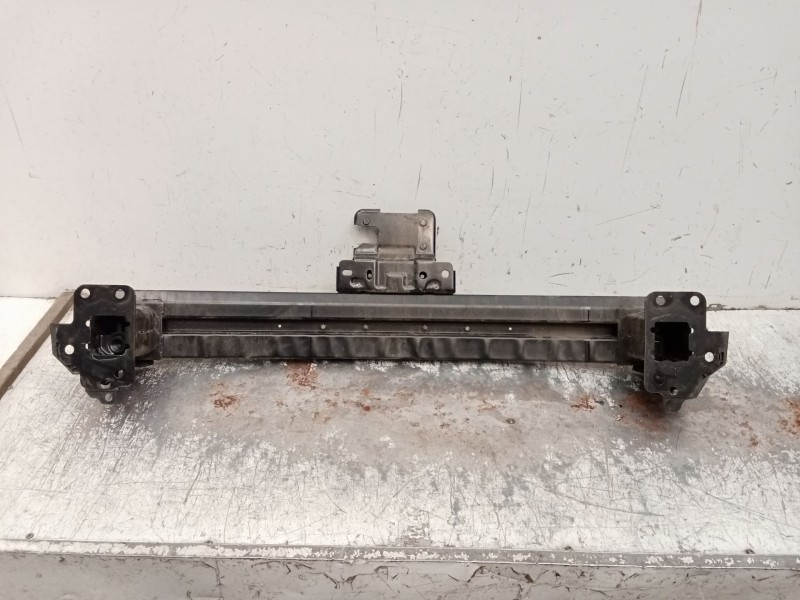 Recambio de refuerzo paragolpes delantero para renault arkana i (lcm_, ldn_) 1.6 e-tech 145 (ldmu) referencia OEM IAM   