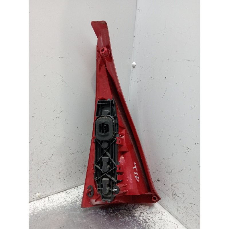 Recambio de piloto trasero derecho para citroën c3 i (fc_, fn_) 1.4 i referencia OEM IAM   2006