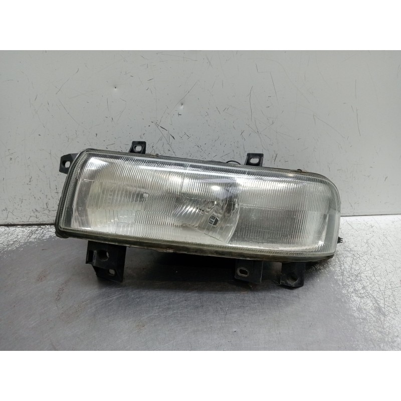 Recambio de faro izquierdo para renault master ii caja/chasis (ed/hd/ud) 2.2 dci 90 referencia OEM IAM   1998