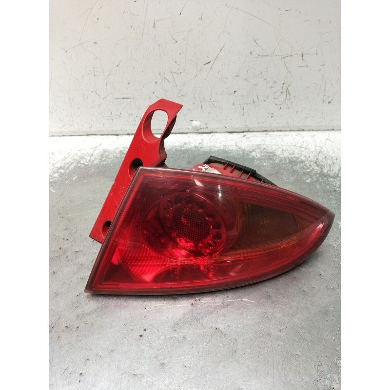 Recambio de piloto trasero derecho para seat leon (1p1) 2.0 tdi 16v referencia OEM IAM 98205200 98205400 98205600 2005