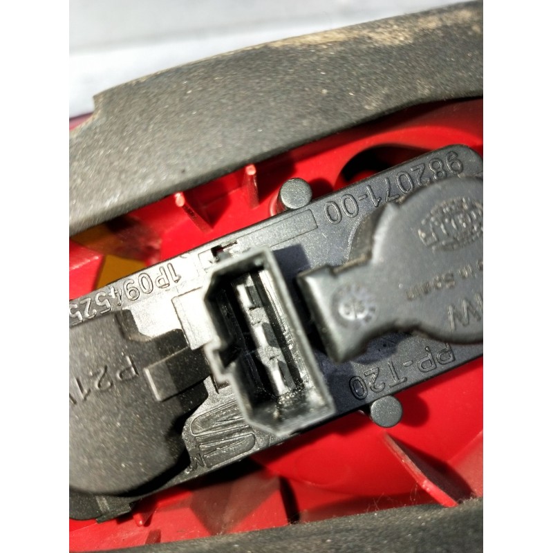 Recambio de piloto trasero derecho para seat leon (1p1) 2.0 tdi 16v referencia OEM IAM 98205200 98205400 98205600 2005