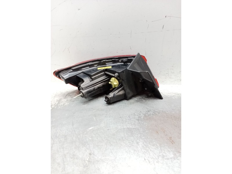 Recambio de piloto trasero derecho para renault arkana i (lcm_, ldn_) 1.6 e-tech 145 (ldmu) referencia OEM IAM 265500964R 111150