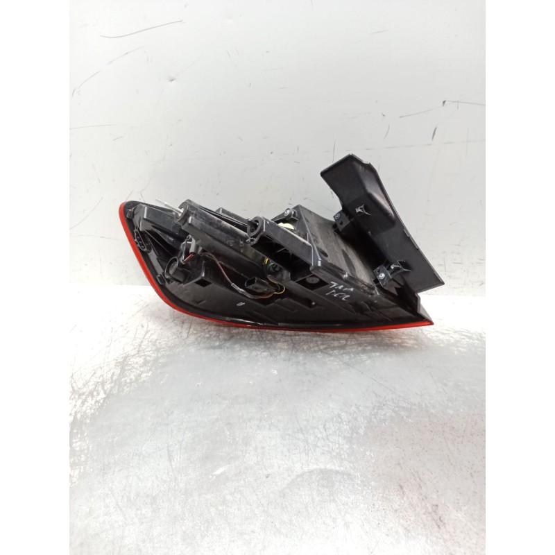 Recambio de piloto trasero derecho para renault arkana i (lcm_, ldn_) 1.6 e-tech 145 (ldmu) referencia OEM IAM 265500964R 111150