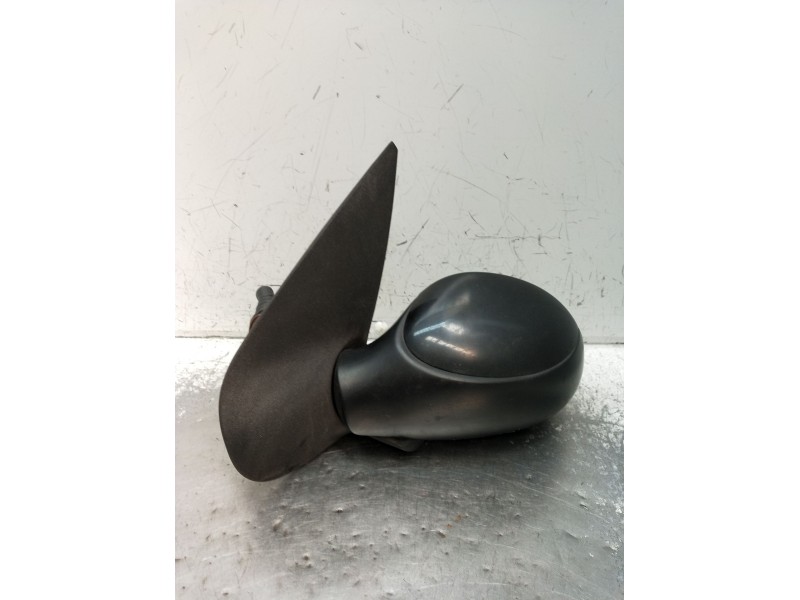 Recambio de retrovisor izquierdo para peugeot 206 hatchback (2a/c) 1.4 i referencia OEM IAM  MANUAL 2003